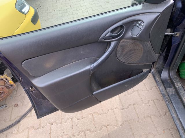 bontott FORD FOCUS I Fűtés Box