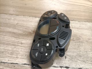 bontott FORD FOCUS I Fűtéskapcsoló (digit klímás)