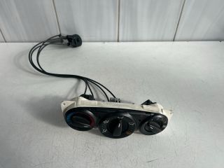 bontott FORD FOCUS I Fűtéskapcsoló (manuális klímás)