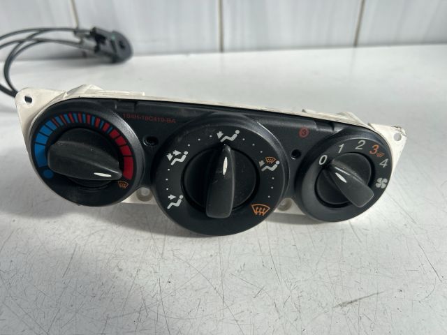 bontott FORD FOCUS I Fűtéskapcsoló (manuális klímás)