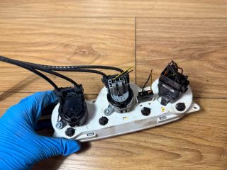 bontott FORD FOCUS I Fűtéskapcsoló (Nem klímás)