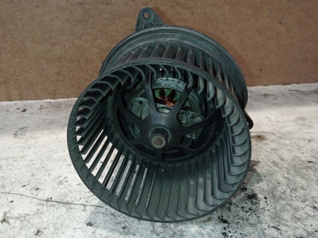 bontott FORD FOCUS I Fűtőmotor (Klímás)