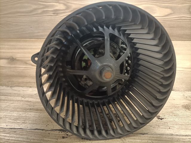 bontott FORD FOCUS I Fűtőmotor (Klímás)