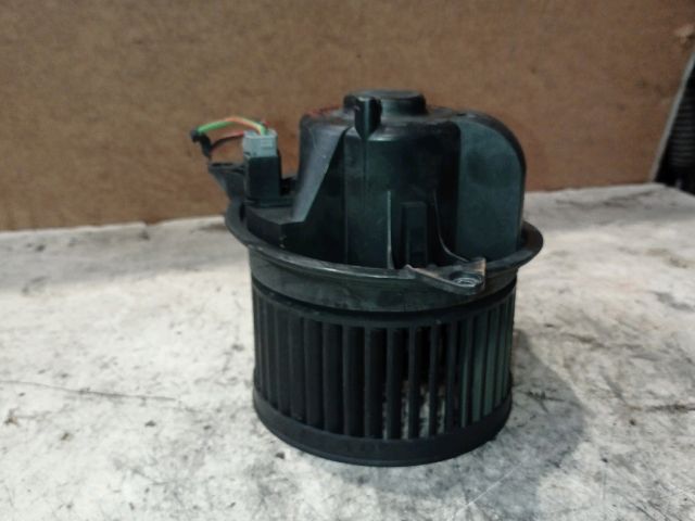 bontott FORD FOCUS I Fűtőmotor (Klímás)