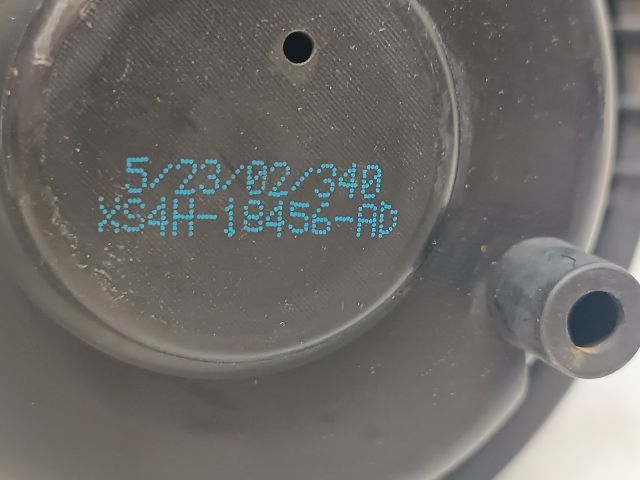 bontott FORD FOCUS I Fűtőmotor (Klímás)