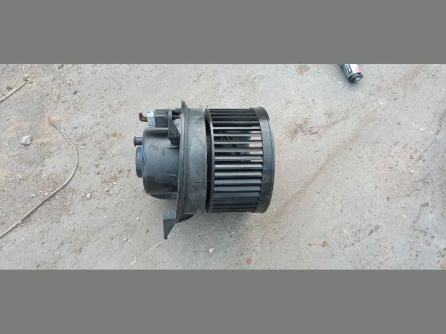 bontott FORD FOCUS I Fűtőmotor (Klímás)