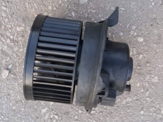 bontott FORD FOCUS I Fűtőmotor (Klímás)