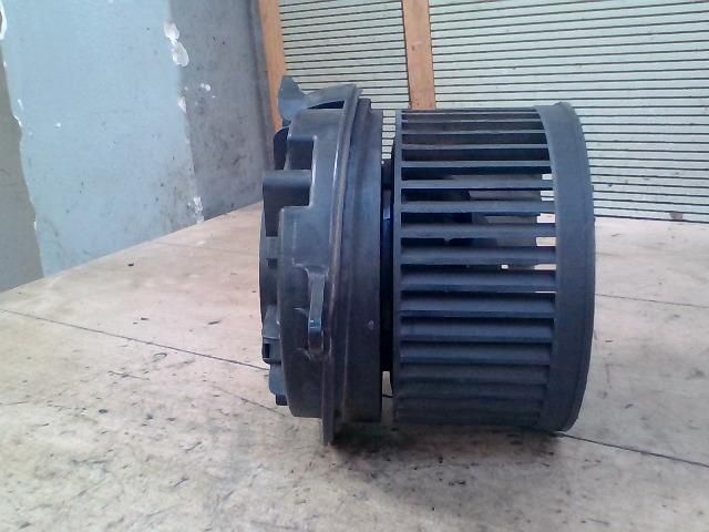 bontott FORD FOCUS I Fűtőmotor (Nem klímás)