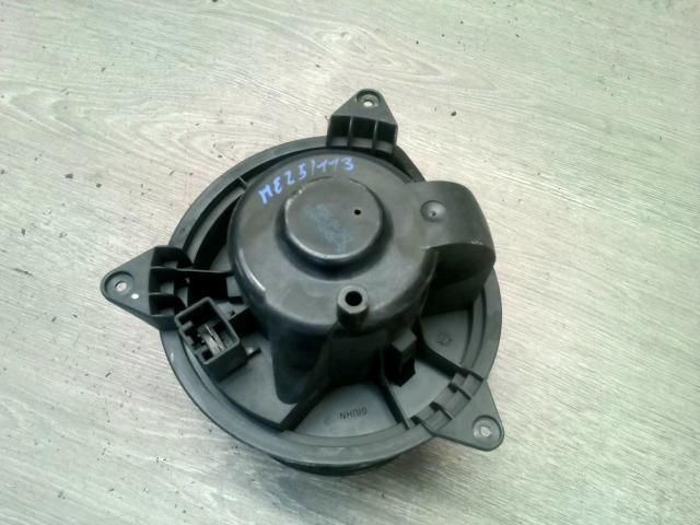 bontott FORD FOCUS I Fűtőmotor (Nem klímás)