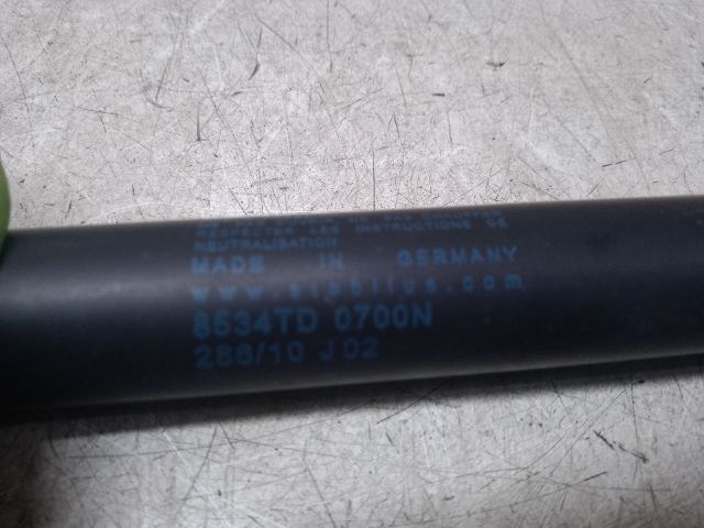 bontott FORD FOCUS I Gázrugós Kitámasztó Teleszkóp Pár Csomagtérajtó