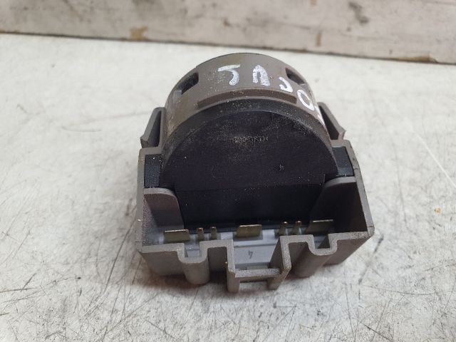 bontott FORD FOCUS I Gyújtáskapcsoló Elektronika