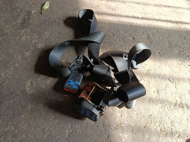 bontott FORD FOCUS I Hátsó középső Biztonsági Öv