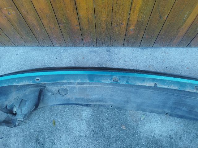 bontott FORD FOCUS I Hátsó Lökhárító (Részeivel)