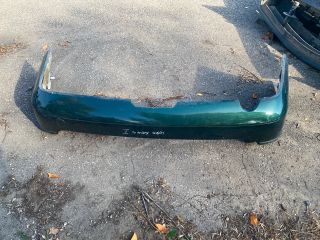 bontott FORD FOCUS I Hátsó Lökhárító (Részeivel)