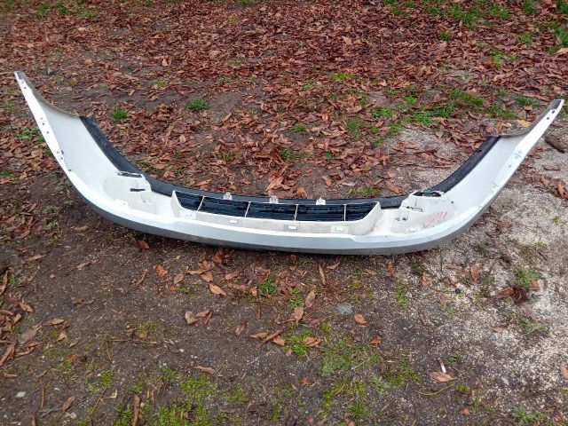 bontott FORD FOCUS I Hátsó Lökhárító (Részeivel)