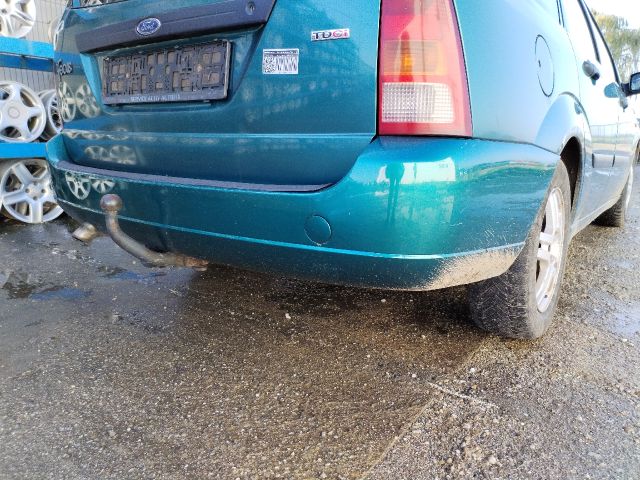 bontott FORD FOCUS I Hátsó Lökhárító (Részeivel)