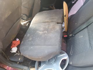 bontott FORD FOCUS I Hátsó Ülés