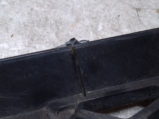 bontott FORD FOCUS I Hűtőrács