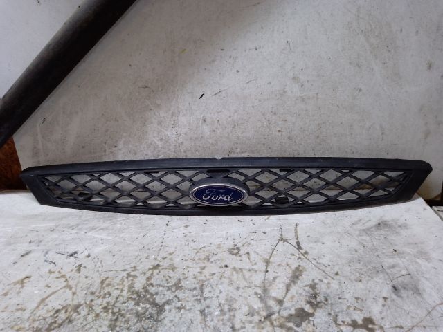 bontott FORD FOCUS I Hűtőrács