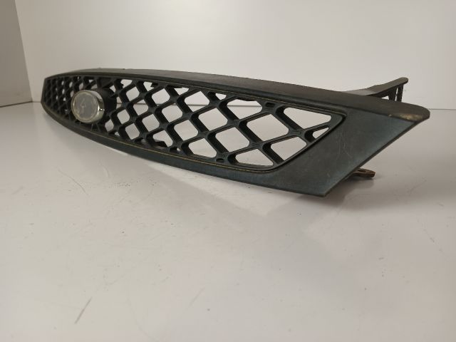 bontott FORD FOCUS I Hűtőrács