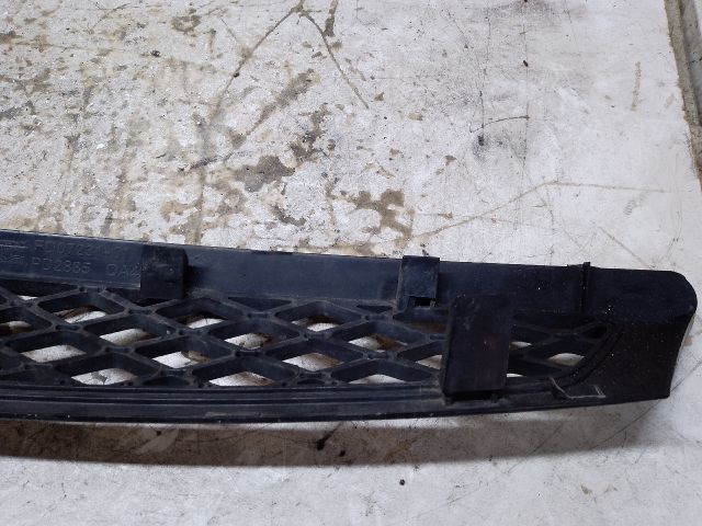 bontott FORD FOCUS I Hűtőrács