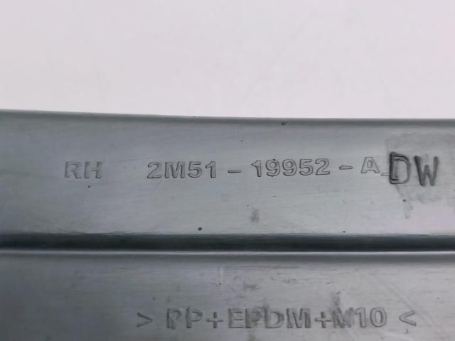 bontott FORD FOCUS I Hűtőrács