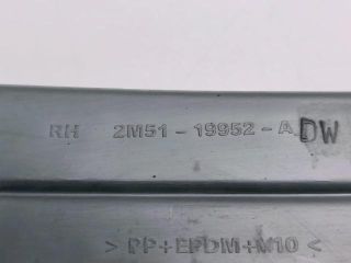 bontott FORD FOCUS I Hűtőrács