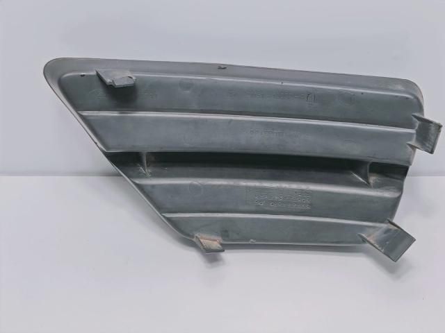 bontott FORD FOCUS I Hűtőrács