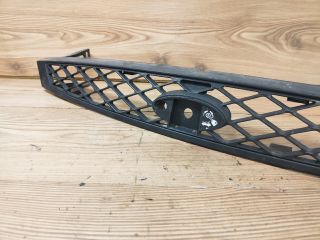 bontott FORD FOCUS I Hűtőrács