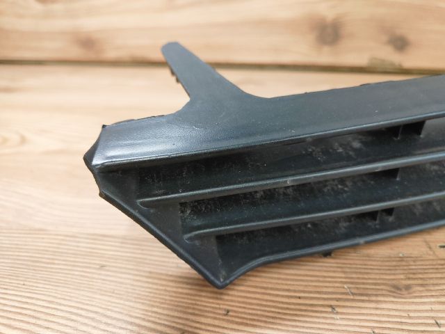 bontott FORD FOCUS I Hűtőrács