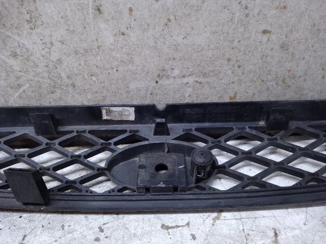 bontott FORD FOCUS I Hűtőrács