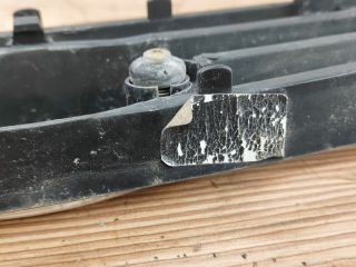 bontott FORD FOCUS I Hűtőrács