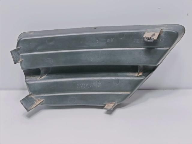 bontott FORD FOCUS I Hűtőrács