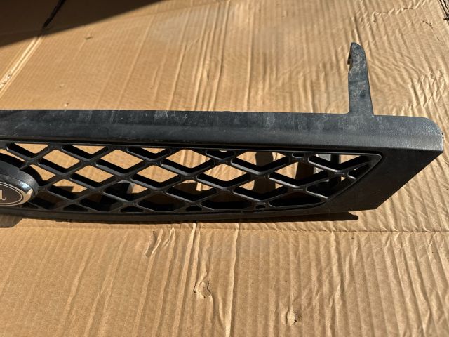 bontott FORD FOCUS I Hűtőrács