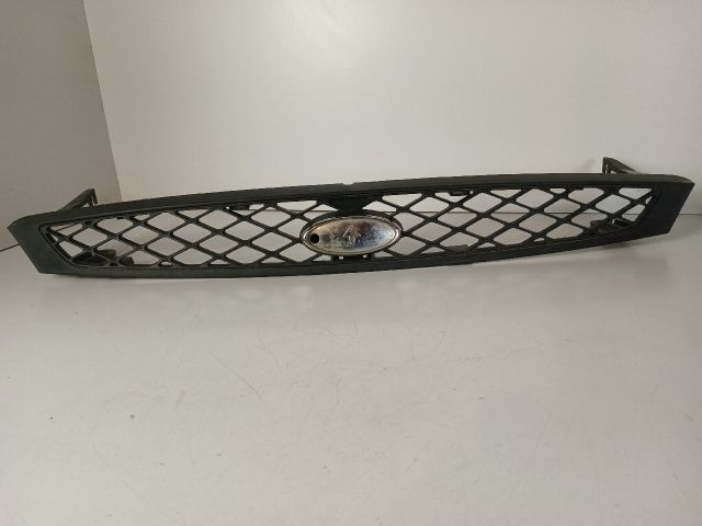 bontott FORD FOCUS I Hűtőrács