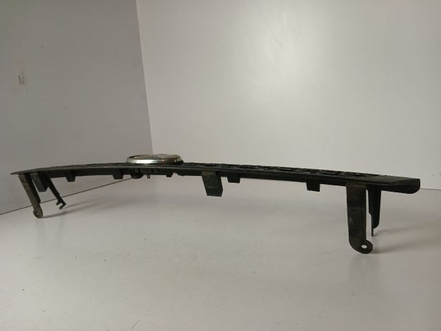 bontott FORD FOCUS I Hűtőrács