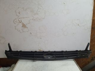 bontott FORD FOCUS I Hűtőrács