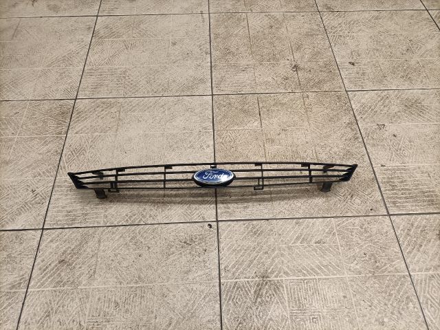 bontott FORD FOCUS I Hűtőrács