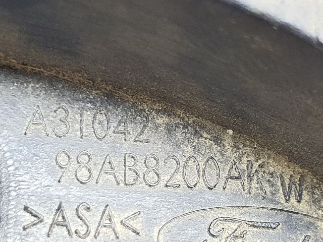 bontott FORD FOCUS I Hűtőrács