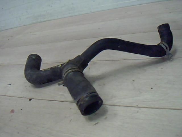 bontott FORD FOCUS I Hűtővíz Elosztó Cső