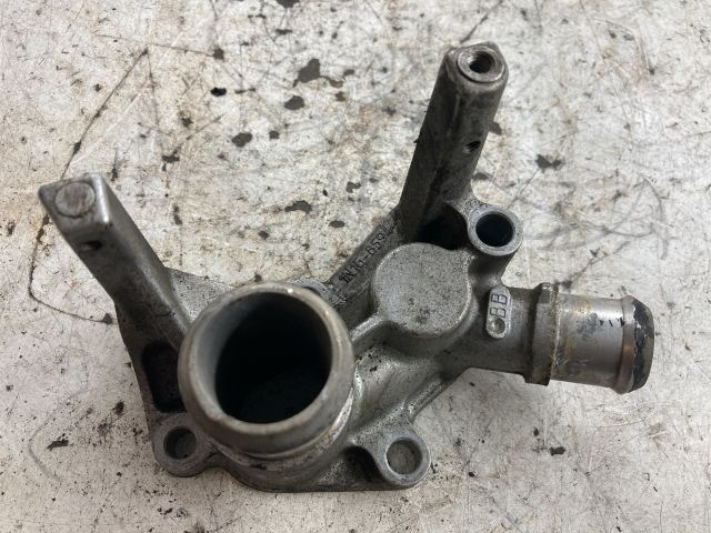 bontott FORD FOCUS I Hűtővíz Elosztó Cső