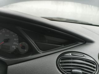 bontott FORD FOCUS I Jobb A Oszlop Burkolat