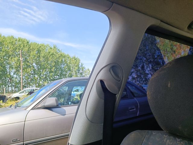 bontott FORD FOCUS I Jobb A Oszlop Burkolat