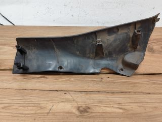 bontott FORD FOCUS I Jobb C Oszlop Burkolat