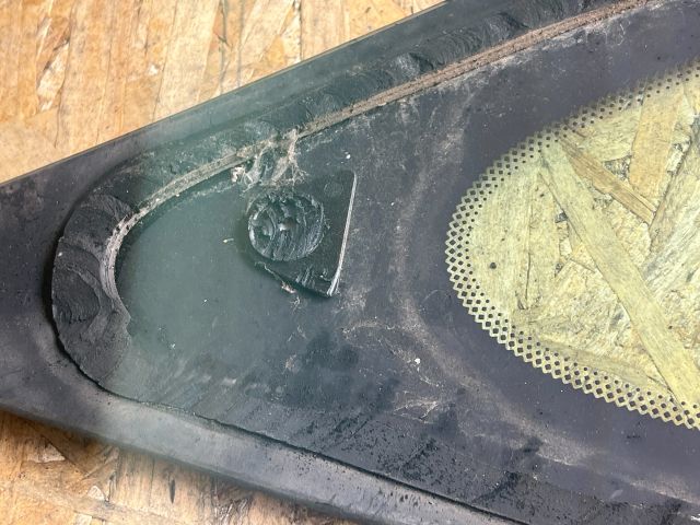 bontott FORD FOCUS I Jobb C Oszlop Oldalablak Üveg