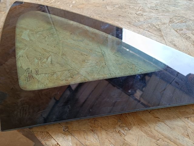 bontott FORD FOCUS I Jobb C Oszlop Oldalablak Üveg