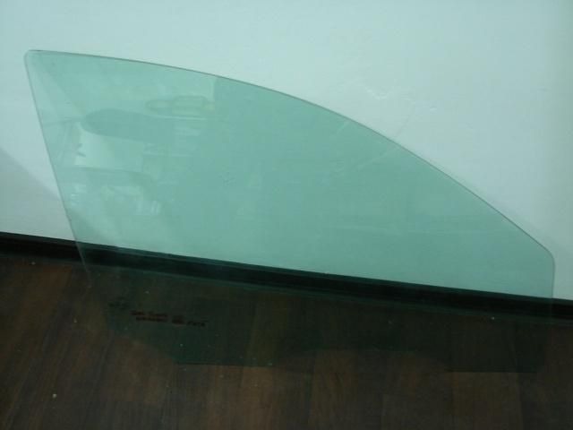 bontott FORD FOCUS I Jobb első Ablak