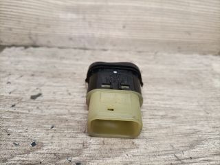 bontott FORD FOCUS I Jobb első Ablakemelő Kapcsoló