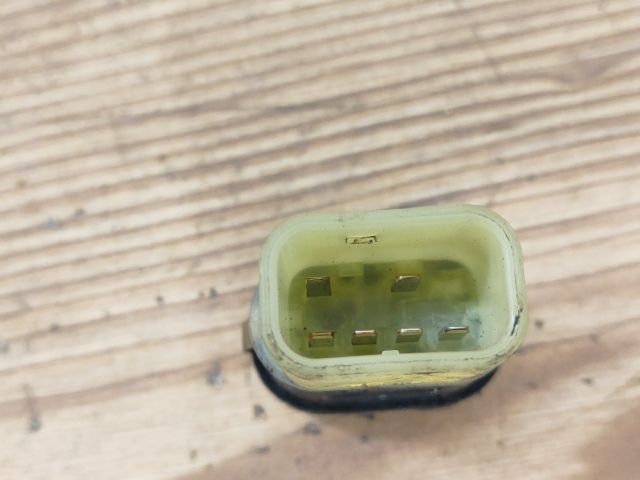 bontott FORD FOCUS I Jobb első Ablakemelő Kapcsoló