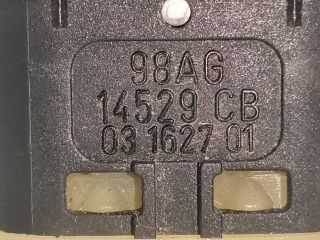 bontott FORD FOCUS I Jobb első Ablakemelő Kapcsoló